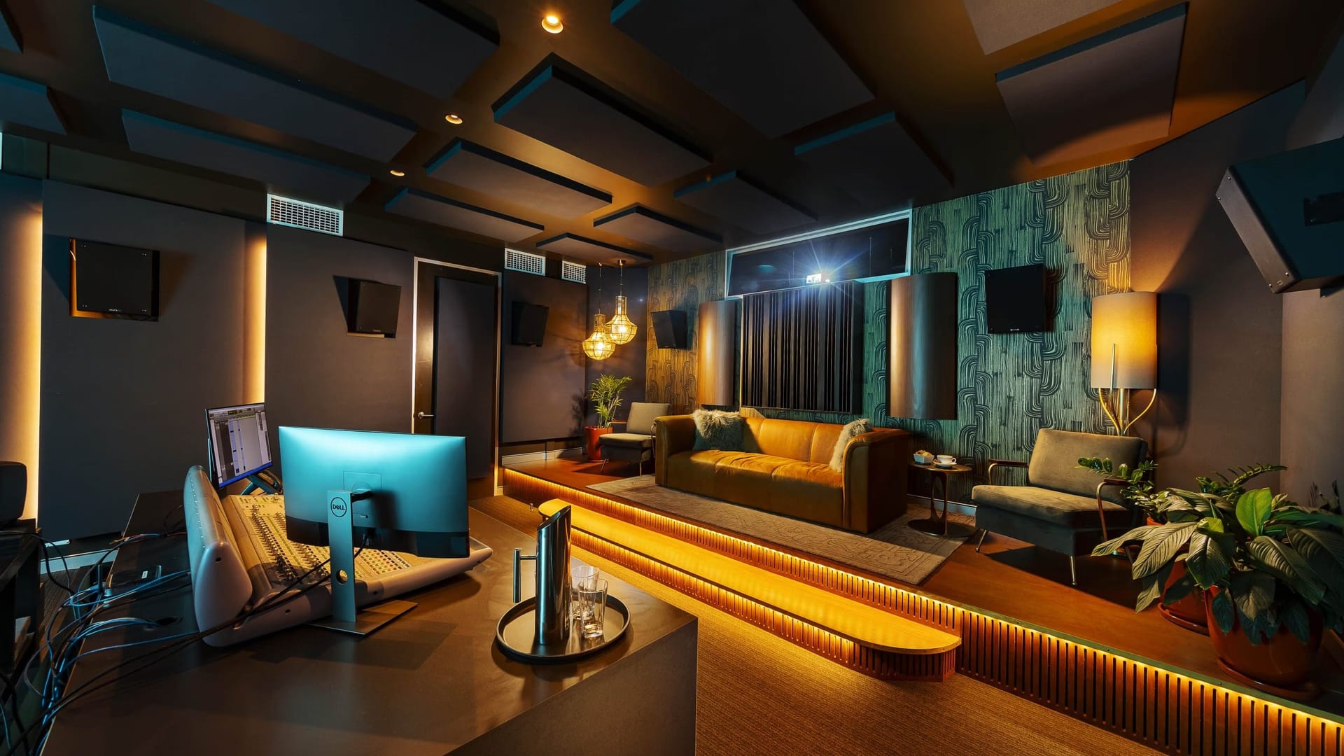 The Post Lounge — Brisbane